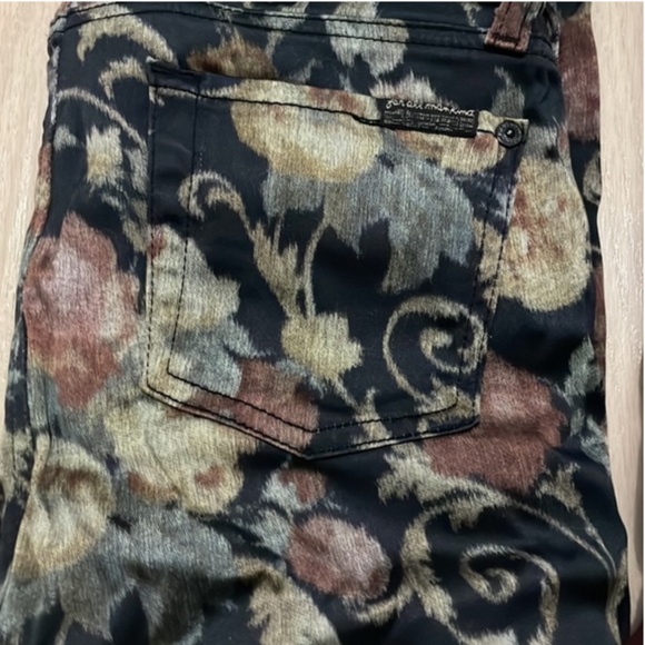 The Skinny in Floral Chintz - Picture 6 of 6